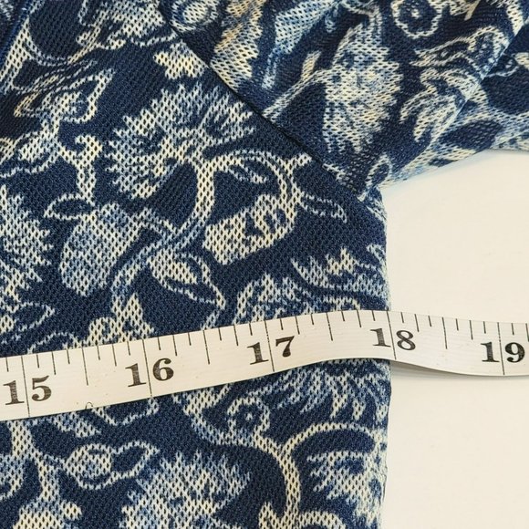 Chaps Blouse, Women's LG, Blue Floral Abstract w/Waterfall Ruffle Collar, EUC - Picture 9 of 11